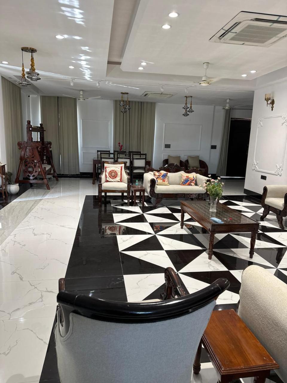 Peacock Bay Villa Greater Noida Exterior photo